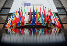 Presidenza Ue, la palla passa alla Polonia Presidenza Ue