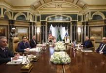 Funzionari Usa e russi espongono un piano di pace Ucraina