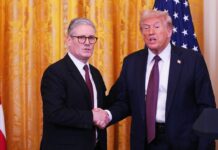 Perché il premier britannico Starmer è volato a Washington da Trump Guerra in Ucraina, Stamer vola da Trump