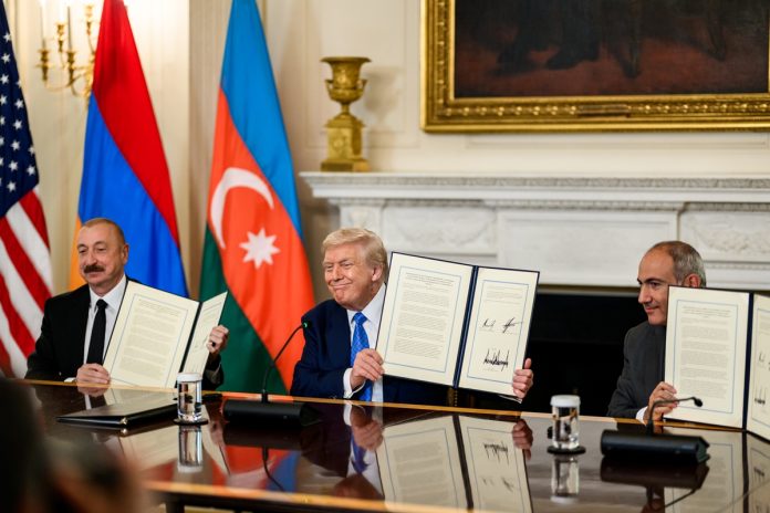 Armenia e Azerbaigian - Tre prez Armenia e Azerbaigian