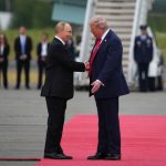 Trump media tra Mosca e Kiev: verso un accordo di pace Trump Putin