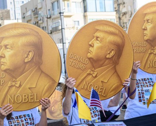 Donald Trump escluso dal Premio Nobel per la Pace 2025 Trump Premio Nobel
