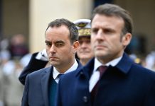 Francia, dopo Bayrou si dimette anche Lecornu: è crisi di Governo Francia Lecornu crisi Governo