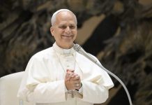 Processo Becciu e viaggio di Papa Leone XIV in Terra Santa Papa