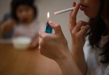 Il cancro ai polmoni uccide più donne di quello al seno cancro ai polmoni donne