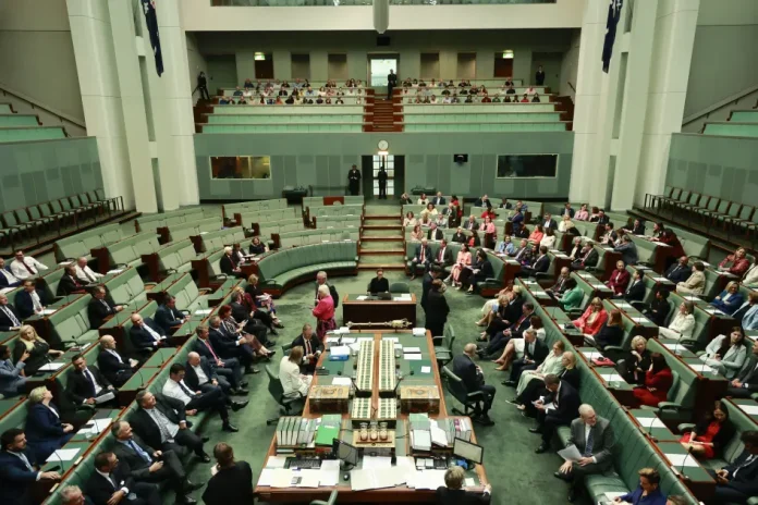 Human Rights Watch Australia legge discorsi d'odio