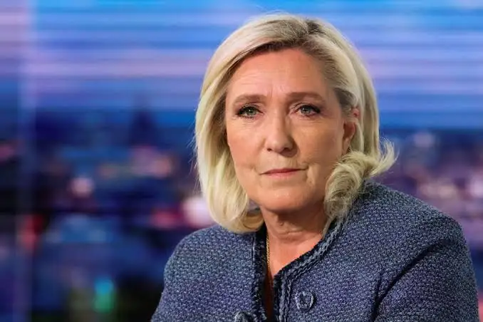 PBS Processo Le Pen Francia