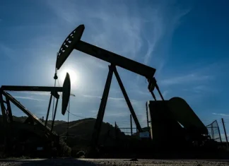 IEA, maxi rilascio di petrolio per la crisi Hormuz Petrolio crisi Hormuz