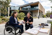 Ndis Australia riforma taglia beneficiari per sostenere il sistema