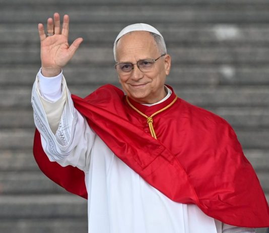 Il difficile viaggio di Papa Leone in Africa Papa Leone Africa
