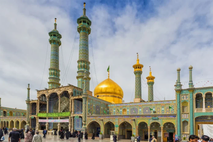 qom 2