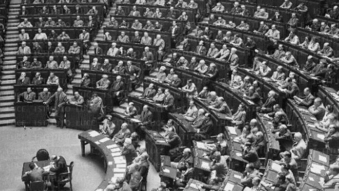 Collettiva La Costituzione