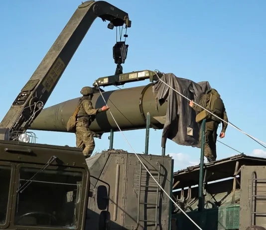 Russia, esercitazione nucleare: cresce la tensione Russia esercitazione nucleare