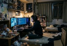 Disagio giovanile: viaggio nel fenomeno dei nuovi eremiti digitali Disagio giovanile