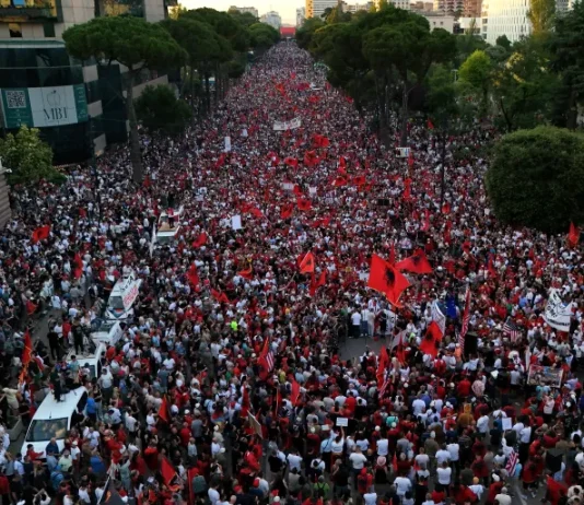 Albania, Rama difende progetti Kushner tra proteste Albania Rama