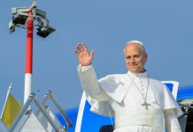 Papa Leone XIV in Spagna, l’appello alla dignità umana Papa Leone XIV Spagna