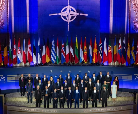Vertice Nato Ankara: investimenti record e sostegno a Kiev Vertice Nato Ankara