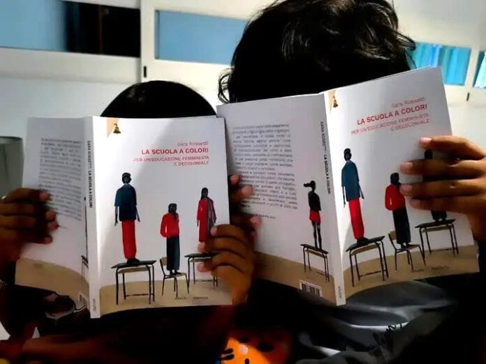 Una scuola a colori
